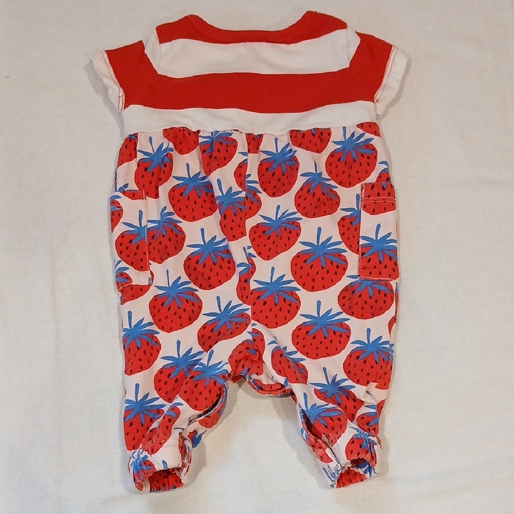 Hanna Andersson Red & White Strawberry Print One-Piece Bodysuit - Picture 6 of 6